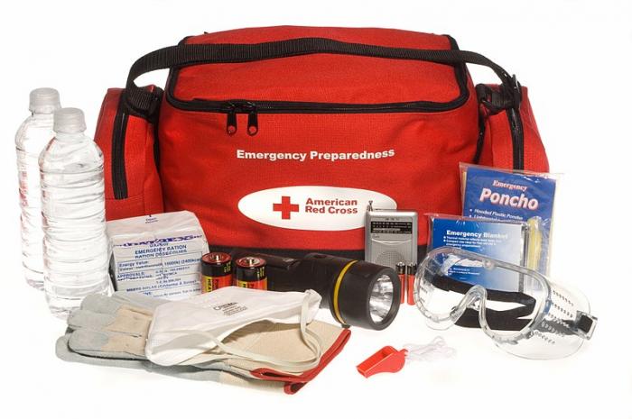 Hurricane Preparation: Emergency Supply Kit