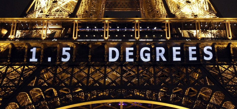 Eiffel Tower with 1.5 degrees illuminated